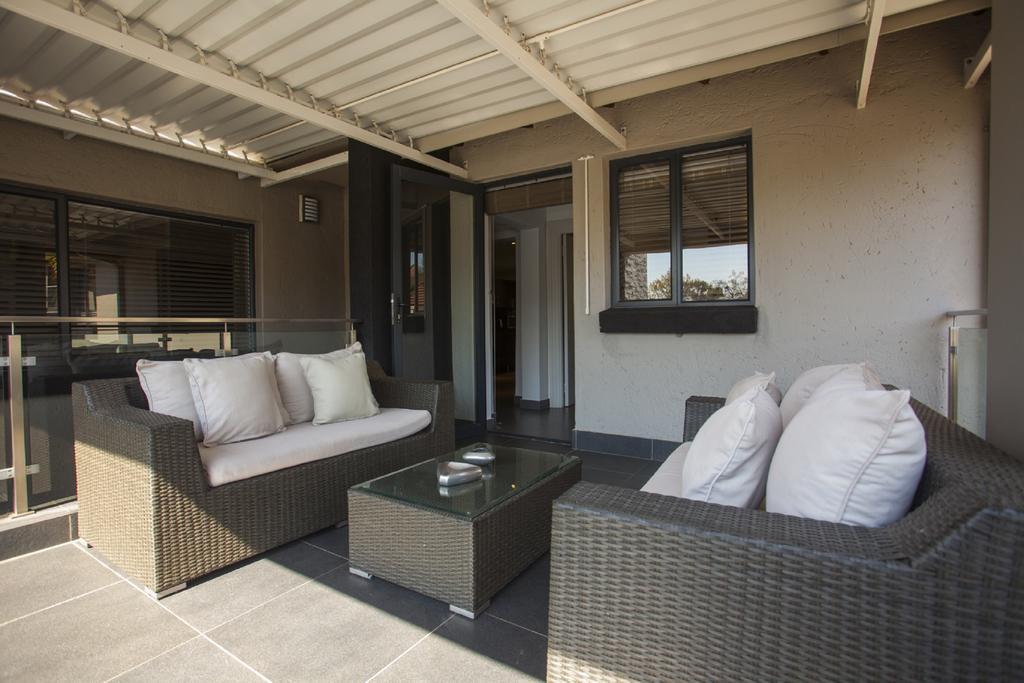 Villa Moyal Johannesburg Exterior photo